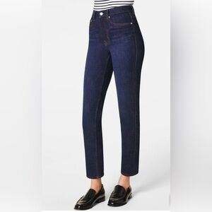 SPANX* Slim Straight Jeans